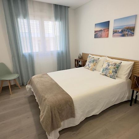 Cristal House 250 Meters From Monte Gordo Beach Exterior photo