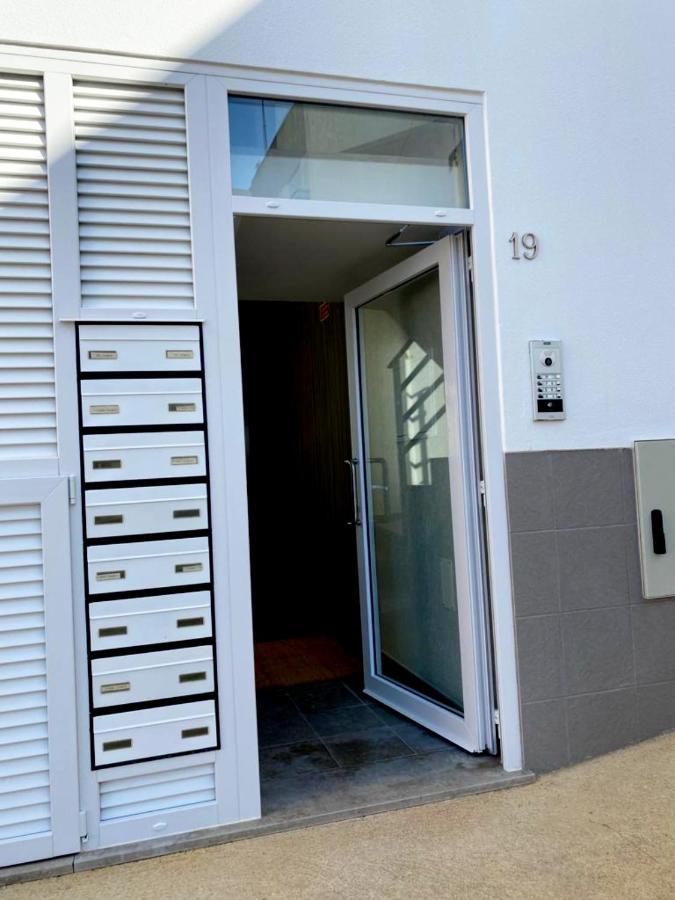 Cristal House 250 Meters From Monte Gordo Beach Exterior photo